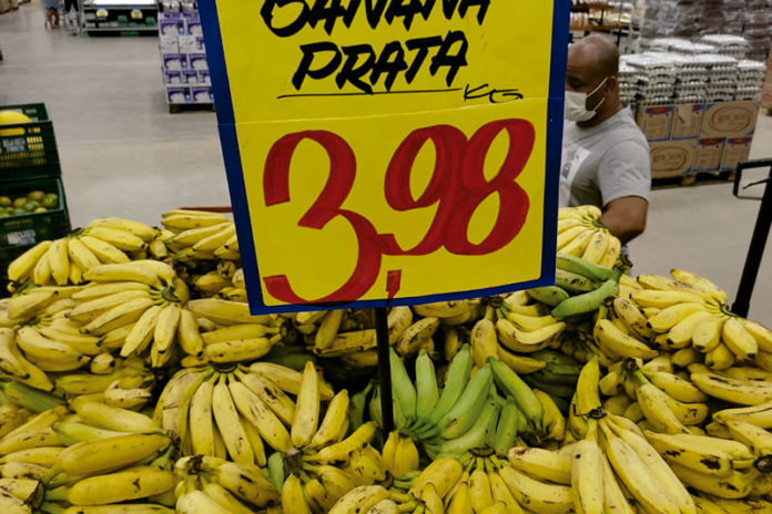 Produtos a preço de banana