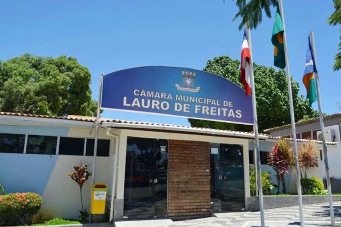 TCM aponta irregularidades na Câmara de Vereadores de Lauro de Freitas