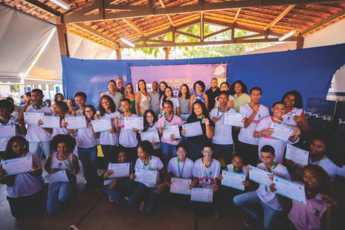 estudantes de lauro de freitas recebem importante premiacao