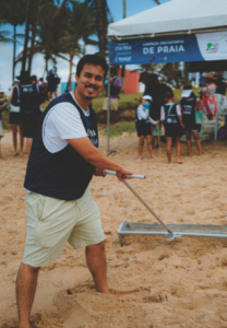 microlixo toa conta das praias de lauro de freitas