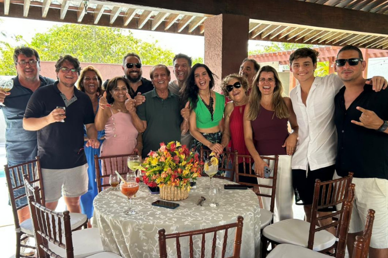 a celebracao aconteceu em vilas do atlantico na presenca de familia e amigos