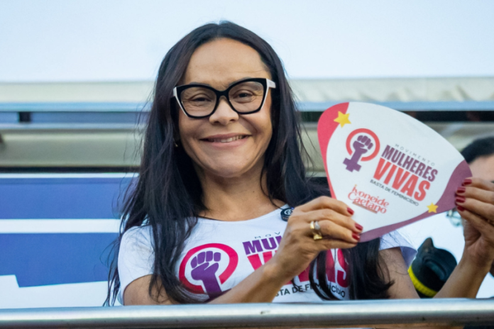 vereadora de lauro de freitas fala sobre feminicidio no mes das mulheres