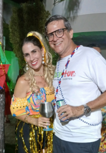 baile de carnaval entre amigos em lauro de freitas