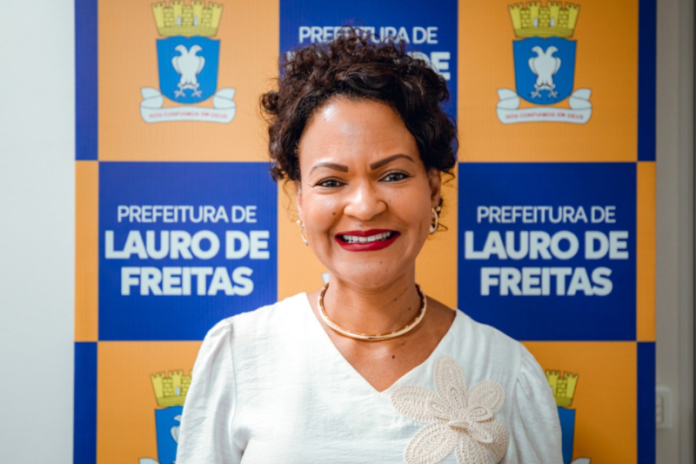 medica toma posse de secretaria municipal em lauro de freitas